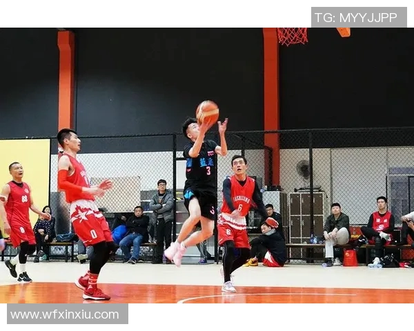 南京篮球队在冠军赛中的默契配合与战术执行分析 南京篮球队在冠军赛中的默契配合与战术执行分析