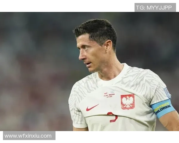 足球明星赌气瞬间高清图片大合集展现他们的真实情感与竞技精神 足球明星赌气瞬间高清图片大合集展现他们的真实情感与竞技精神